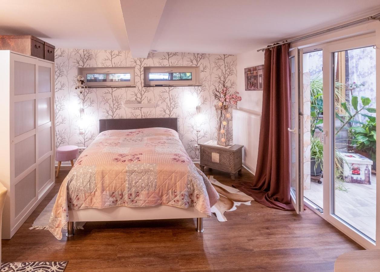 Unser Studio-Apartment "Wohlfuehloase" オラニエンブルク エクステリア 写真