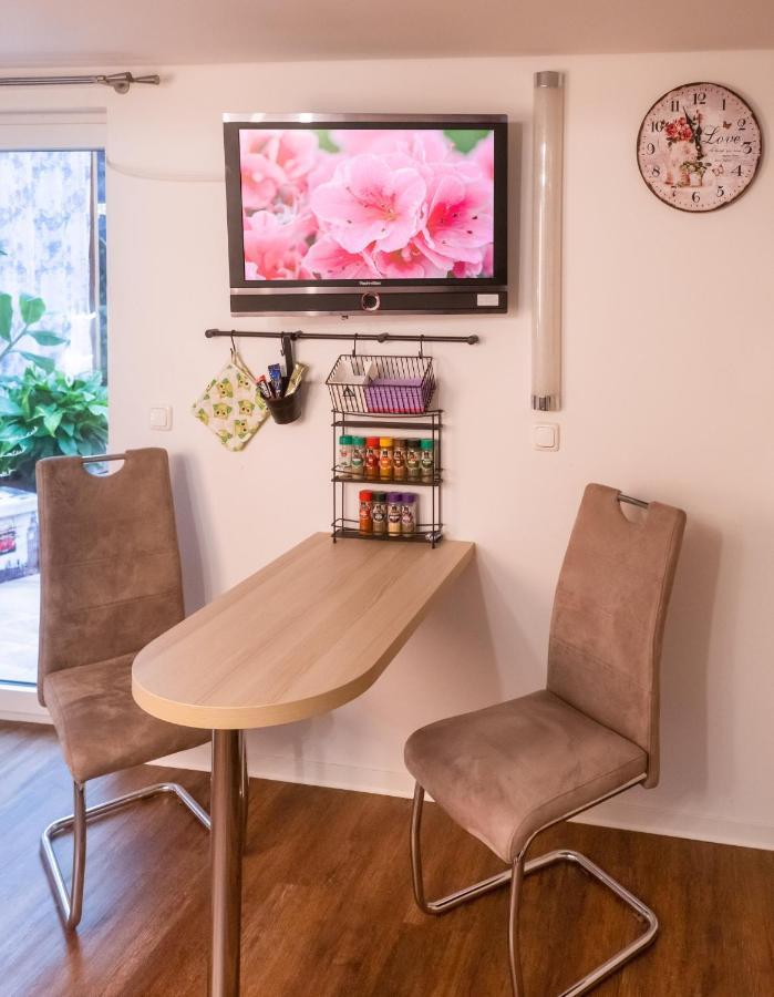 Unser Studio-Apartment "Wohlfuehloase" オラニエンブルク エクステリア 写真